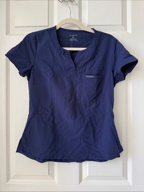Jaanuu Navy Short-Sleeve V-Neck Scrub Top